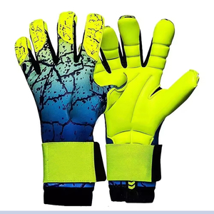 Gants de gardien de but professionnels MADNI LEATHER INDUSTRIES en cuir PU 4 mm, respirants, antidérapants, avec fermeture auto-agrippante - Product Image 4