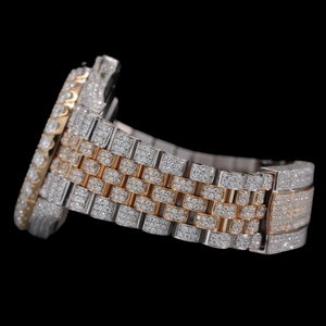 Reloj de Pulsera de Lujo para Hombre con Números Romanos, Diamantes Moissanite, Dos Tonos, Totalmente Cubierto de Diamantes, Características Únicas y Modernas - Product Image 2
