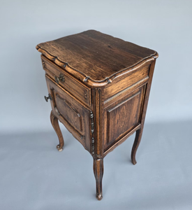 Table de chevet moderne et rétro en bois avec tiroirs de rangement pour chambre à coucher, idéale pour petits espaces, style rustique - Product Image 2