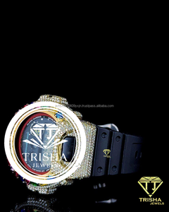 Reloj Personalizado con Bisel de Gemas Arcoíris y Diamantes Moissanite en Plata de Ley 925, Reloj Digital con Incrustaciones de Diamantes - Product Image 2