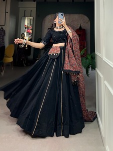 Traditional Pure Cotton Lehenga Choli With <b>Mirror</b> Handwork Dupatta And Purse Navratri Garba Wear For Women Set - Product Image 5