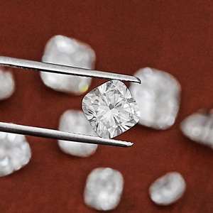 Diamantes Cultivados en Laboratorio Certificados por IGI de Luxira Export, de 1-5 Quilates, Perforados con Láser, Color Claro Fantasía, Varios Tamaños para Joyería - Product Image 1