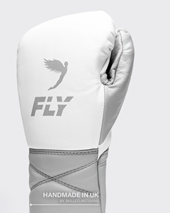 Nouvel ensemble de boxe blanc et gris : Gants, protège-tête et protège-pénis en cuir véritable pour entraînement et sparring Muay Thai – Équipement sportif - Product Image 2