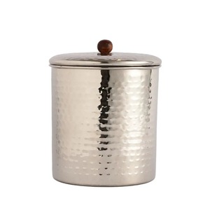 Récipient de stockage alimentaire en acier inoxydable avec couvercle en bois, hermétique, préservation de la fraîcheur, fabrication artisanale, utilisation en cuisine - Product Image 1
