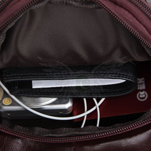 Elegante riñonera para actividades diarias, aventuras al aire libre y necesidades de viaje, con cierre seguro. - Product Image 3
