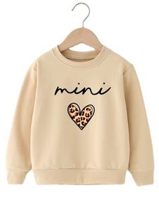 เสื้อมีฮู้ดของผู้หญิงพิมพ์ลายผีเสื้อมีเชือกผูกไหล่แบบผูกติดโลโก้ตามสั่ง - Product Image 5