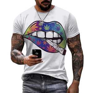 T-shirt blanc à manches courtes pour homme avec imprimé lèvres colorées et motifs articulés, col rond décontracté, coupe classique, en jersey de coton - Product Image 5