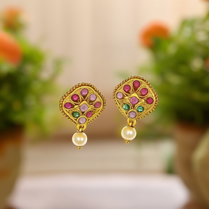 18K Gold Plated Pearl Stud Earrings-Trendy Square Kemp Charm Earrings for Wedding and Party - Product Image 3