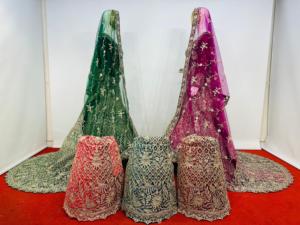 Lehenga กำมะหยี่หนักเต็มรูปแบบที่มีขนาดใหญ่สไตล์ครอปและการทำงานจาร์กัน2025ยอดนิยมคอลเลกชันเสื้อผ้าแต่งงานสุดหรู - Product Image 6