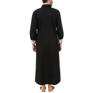 Cumbre Sports Venta al por Mayor de Túnicas Islámicas Negras de Alta Calidad, Jubba Kuwaití, Thobe Largo para Hombre, Thawb Musulmán para Hombre, Estilo Saudí y Dubái - Product Image 4