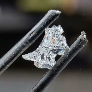 เพชรที่ใช้ในห้องปฏิบัติการสำหรับการตัดขนสุนัขเพชรที่เต็มไปด้วยแสงแฟนซีสำหรับทำเครื่องประดับทำโดย R & K อัญมณี - Product Image 1