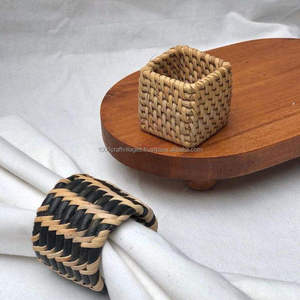 Anneau de serviette de mariage en bambou charmant, fibre naturelle, fait à la main, écologique, décoration de table, personnalisable, léger, Vietnam - Product Image 5