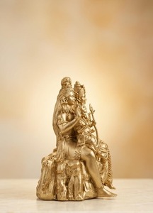 Estatua de Shiv Parivar de Latón Puro de Jaipur Metals |   Diseño Tradicional Hecho a Mano |   Regalo Religioso para Decoración del Hogar |   8x5.5x8cm 153g - Product Image 4