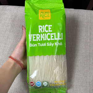 Fideos de Arroz Frescos Secos en Bolsa, Fideos de Arroz de Alta Calidad 400gr, 85% Arroz, 15% Agua Limpia, Exportación de Vietnam, OEM/ODM - Product Image 1