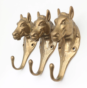 Gancho de latón con forma de cara de caballo para colgar en la pared, ganchos dobles para baño, precio económico. - Product Image 1