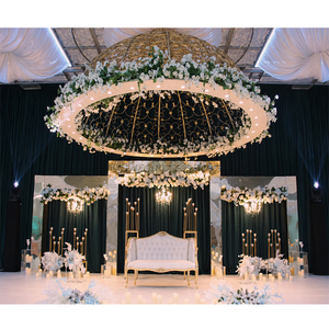 เวทีโดมโลหะสไตล์โมเดิร์น ปรับแต่งขนาดและสีได้ ใช้งานได้หลากหลาย เหมาะสำหรับงานแต่งงาน งานเลี้ยงต้อนรับ ตกแต่งงานอีเว้นท์ในแคลิฟอร์เนีย และสหราชอาณาจักร - Product Image 1
