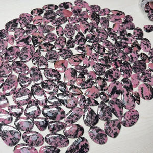 พลอยโรโดโครไซต์สีชมพูขาวธรรมชาติทรงหลังเบี้ย คุณภาพสูง ราคาขายส่ง งานแฮนด์เมดสำหรับทำเครื่องประดับ - Product Image 1