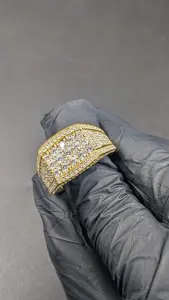 Bague de fiançailles vintage de luxe sertie de moissanite, en argent sterling 925 plaqué or, style Iced Out, pour homme - Product Image 2