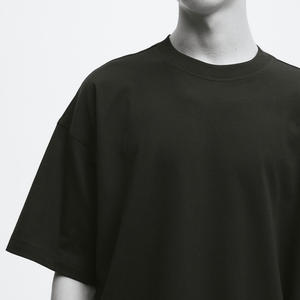 T-shirts pour hommes en coton lourd 300 GSM, manches courtes, coupe ample, t-shirt uni pour hommes, t-shirt personnalisé avec logo pour hommes - Product Image 4