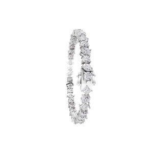 สร้อยข้อมือเพชรทรงแฟนซีแบบหลวมสำหรับผู้หญิง Aarinya Modern Multi-Silhouette Lab Grown Diamond เงินแท้ 925 - Product Image 4
