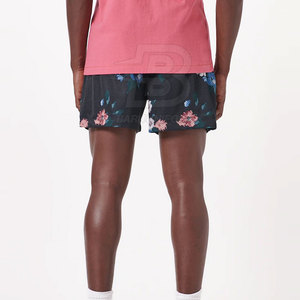 Shorts de sport en mesh respirants, légers et très vendus - Product Image 2