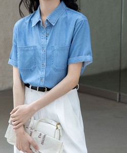 Camisa de mezclilla de manga corta con botones para mujer, cuello vuelto, color sólido, top informal para primavera y verano - Product Image 5