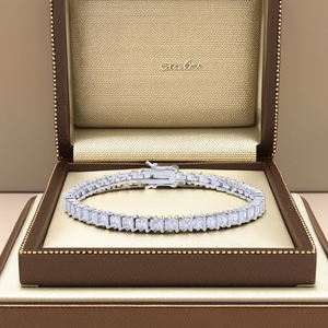 Pulsera de Cadena y Eslabones de Plata de Ley 925 con Moissanita de Corte Princesa de 4 mm, Chapada en Oro Rodio, para Fiestas, al por Mayor - Product Image 4