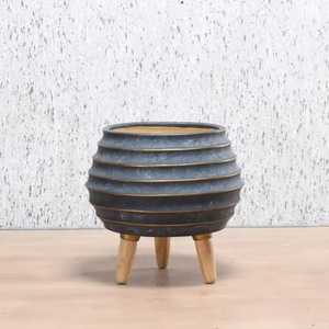 Jarrones Cilíndricos de Madera Skies Traders WFV06, Diseño Minimalista con Grano Natural, Decorativos para Flores Amarillas, Hechos a Mano, Ecológicos - Product Image 3