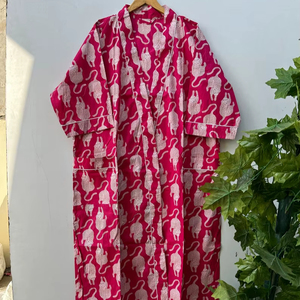 Kimono de algodón con estampado de león estilo bohemio, estampado a mano, para playa o descanso, elegante y cómodo. - Product Image 1