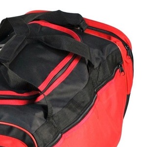 Sac de sport personnalisé pour arts martiaux avec logo sur mesure, idéal pour l'équipement de MMA, de karaté et de taekwondo, couleur personnalisable. - Product Image 6