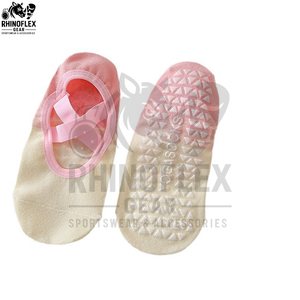 Winter Crew Pilates Yoga Anti-Slip Grip <b>Socks</b> for Women with Custom Logo Daily Use Spandex <b>Polyester</b> - Product Image 5