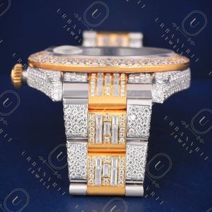 Reloj mecánico artesanal de acero inoxidable con lectura analógica, movimiento automático, diamantes moissanita de corte redondo, claridad VS VVS EF - Product Image 2