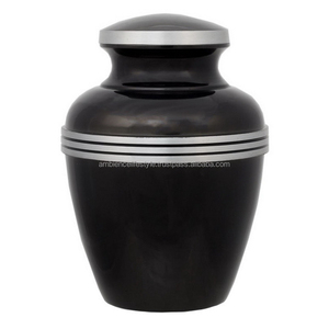 Urne funéraire moderne en fonte d'aluminium directe d'usine pour chiens et chats Pet Memorial Burial Ashes Ambience Lifestyle - Product Image 2