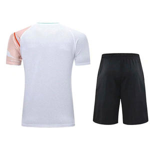 Ensemble uniforme unisexe pour tennis, badminton et tennis de table - Vêtements de sport 100% polyester avec logo personnalisé - Product Image 2