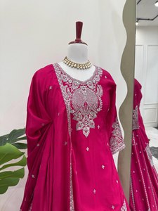 Ensemble Lehenga rose en faux georgette, broderie riche, tenue traditionnelle indienne, Kurta Dupatta, pour mariage et fêtes - Product Image 2