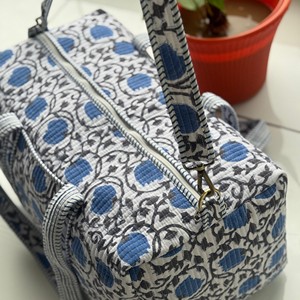 Quilted Blue Pattern Duffel <b>Bag</b> With Zipper Closure Travel Weekender <b>Bag</b> Reusable Beach <b>Overnight</b> Duffel <b>Bags</b> - Product Image 5