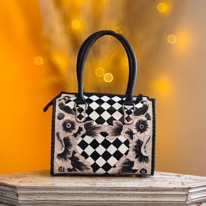 2026 New Top Selling Genuine Leather Woman Shoulder Crossbody <b>Bag</b> Floral Embossed Checkered Design Female Messenger <b>Bag</b> - Product Image 1