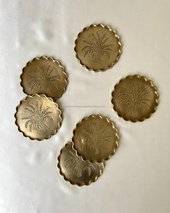 Posavasos de Latón Dorado de Primera Calidad con Borde Festoneado, Diseño Intrincado de Trigo, Vajilla Hecha a Mano para el Hogar, Hotel o Restaurante - Product Image 5