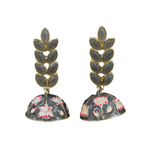 Pendientes Colgantes Jhumka Florales Premium de JeweleMarket con Cuentas, Aleación de Zinc, Chapado en Oro, Ágata, Estilo Étnico, Moda para Bodas - Product Image 2