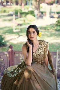 Blusa de diseño elegante con mármol y lentejuelas - Lehenga con volantes estilo cancan - Dupatta elegante lista para usar - Moda femenina - Product Image 6