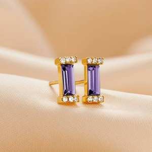 Pendientes de Tanzanita en Forma de Baguette, Plata de Ley 925, Chapados en Oro de 14K, Cristal Morado, Piedra de Nacimiento de Diciembre - Product Image 1