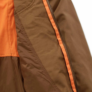 Chaqueta de caza marrón naranja estilo chaleco acolchado con cremallera y bolsillos - Product Image 6