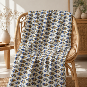 Tissu en coton pur tricoté à la chaîne, motif floral bleu Buti, textile indien fait main, robes pour femmes, filles, garçons, style bohème léger - Product Image 2