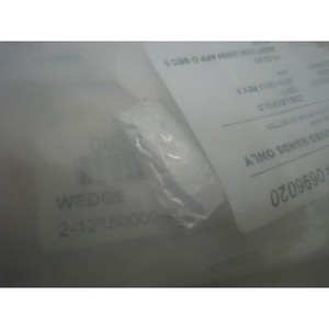 ลิ่ม AMAT 0020-18514 ใหม่ 6 ชิ้น, พอร์ตสะอาด, HDPCVD - อุปกรณ์และอะไหล่เซมิคอนดักเตอร์ระดับโลกที่เชื่อถือได้ที่ - Product Image 1