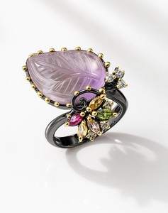 Anillo Apilable de Plata de Ley con Amatista Brasileña Tallada, Certificado IGI, Diseñado para un Uso Elegante en Capas, Color Morado Intenso, Ideal para Bodas - Product Image 1