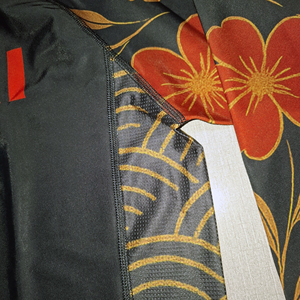 เสื้อรัดกล้ามเนื้อ MMA BJJ แบบมีแผงตาข่ายด้านข้าง / เสื้อรัดกล้ามเนื้อระบายอากาศได้ / ผู้ผลิตเสื้อรัดกล้ามเนื้อแบบสั่งทำสำหรับเด็กและเยาวชน - Product Image 4