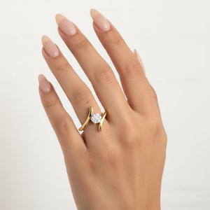 Anillo de Oro Amarillo de 10K con Halo de Diamantes Cultivados en Laboratorio, Joyería de Compromiso y Boda para Mujer - Regalo de Aniversario - Product Image 2
