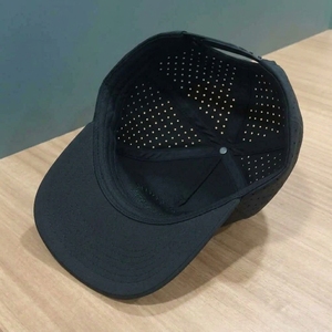 Gorra de Golf de 5 Paneles con Bordado Plano Personalizado OEM, Perforada con Corte Láser, Visera Precurvada, Estructurada, MOQ Bajo, ODM - Product Image 5