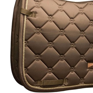 Tapis de selle personnalisé de haute qualité pour l'équitation, doublure en polycoton, confortable, durable, bleu, fabriqué au Pakistan par Blue Hands International - Product Image 6