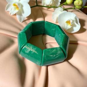 Hexagon Jade Cuff <b>Bracelet</b> Classic Green Unisex Fashion <b>Bangle</b> Premium Quality Resin <b>Bracelet</b> with Sophisticated Gloss Finish - Product Image 2